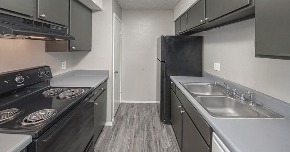Stone Creek Apartment Homes Image 2