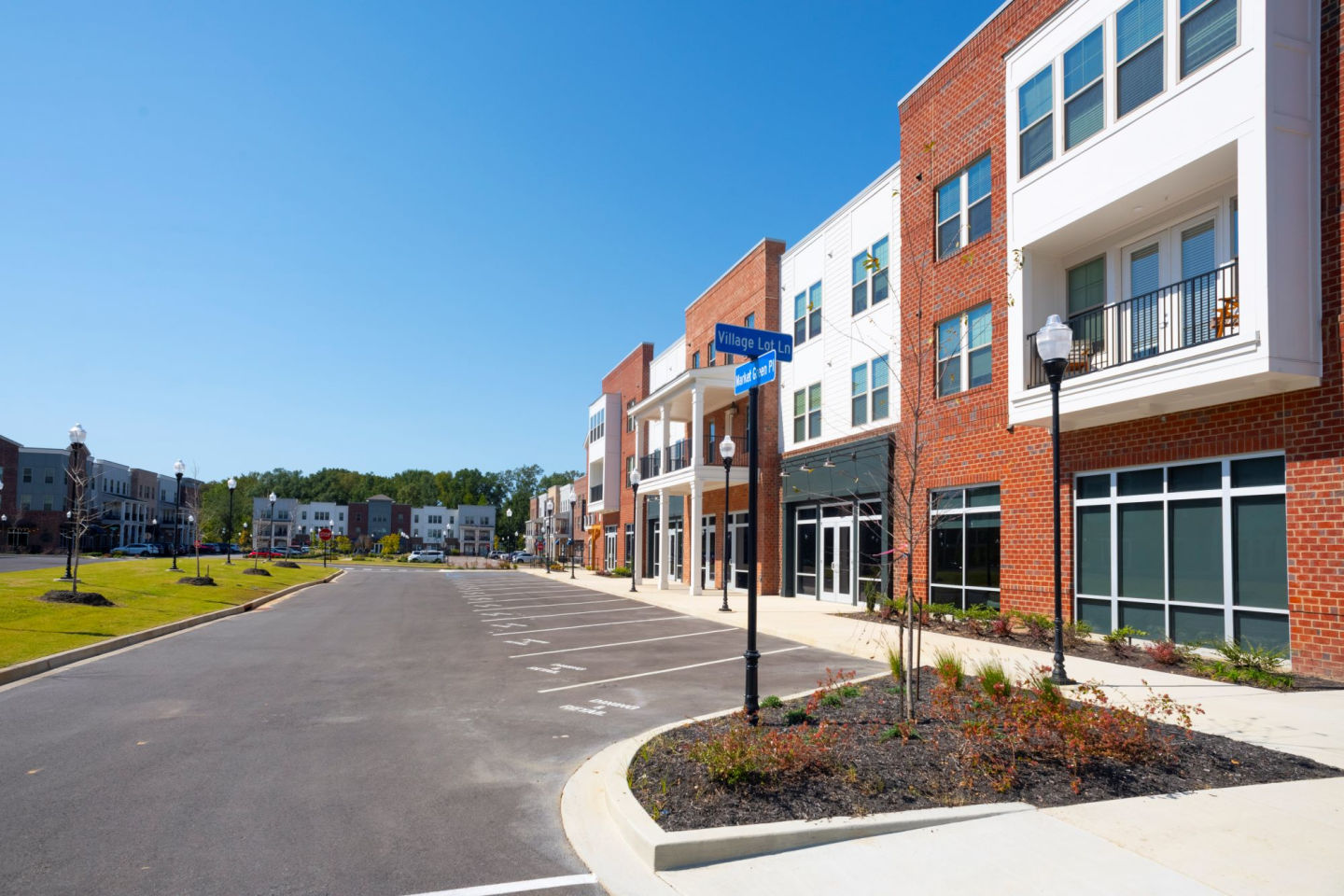 Lakeland Town Square Image 12