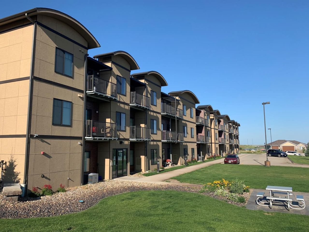 Highlands Ridge Apartments Image 1