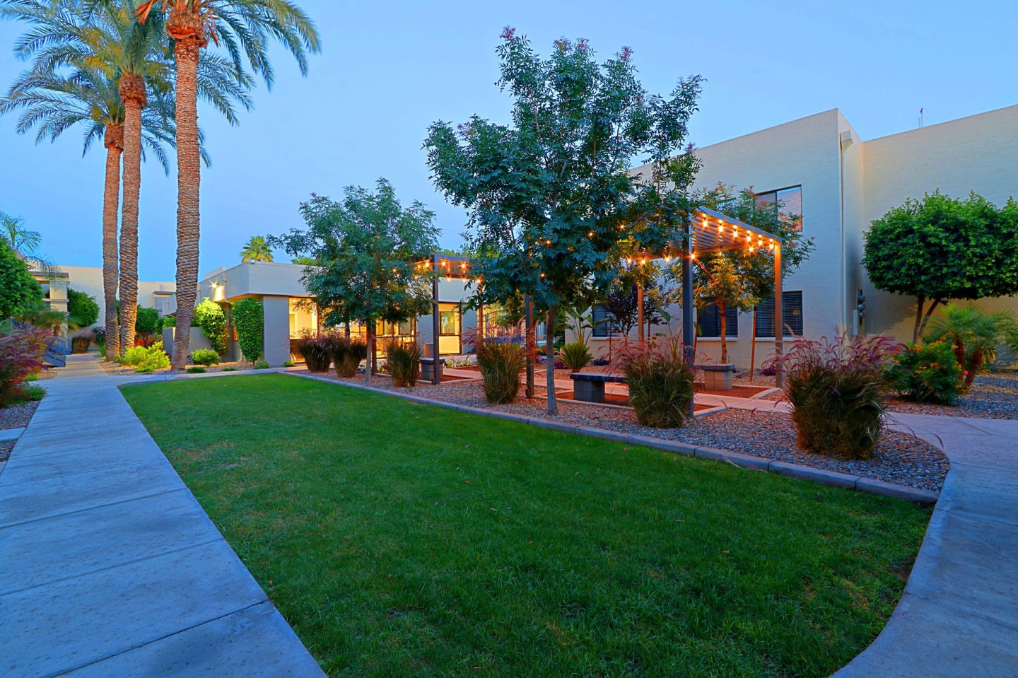 Palm Desert Image 3