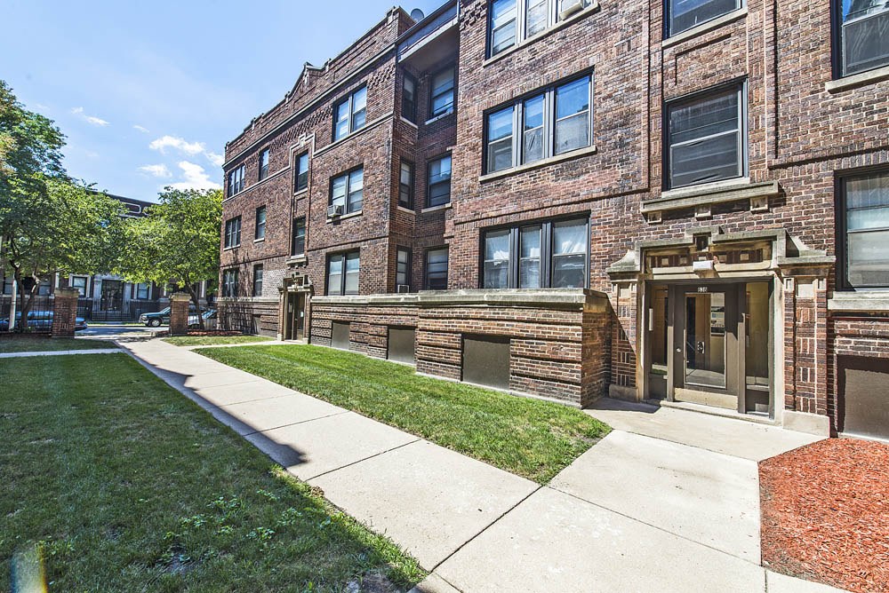 Commons - 5015 S Champlain Image 18