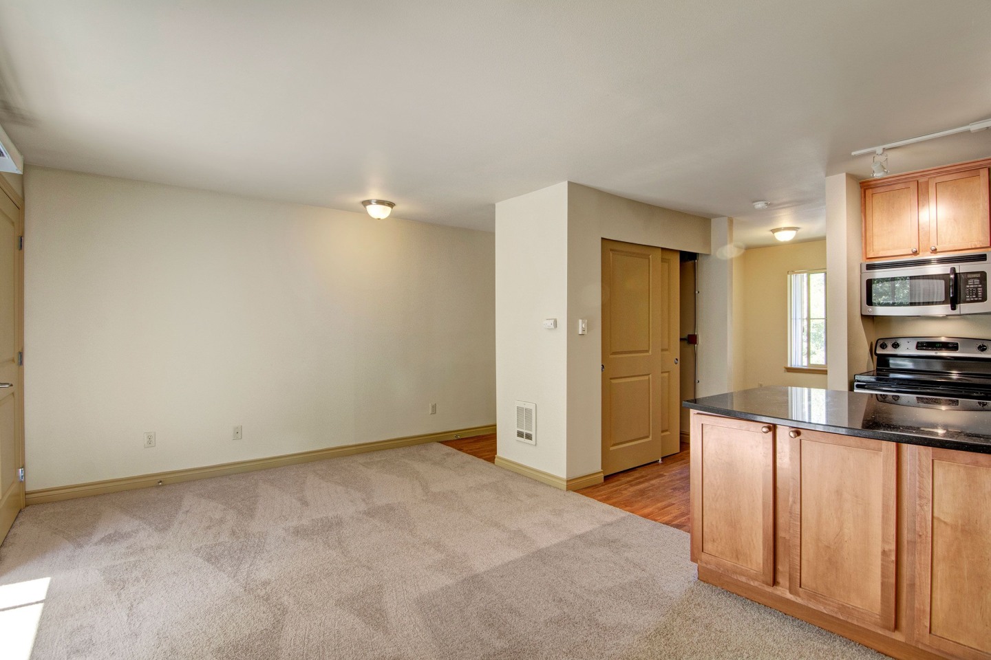 Asbury Park Apartments Image 4