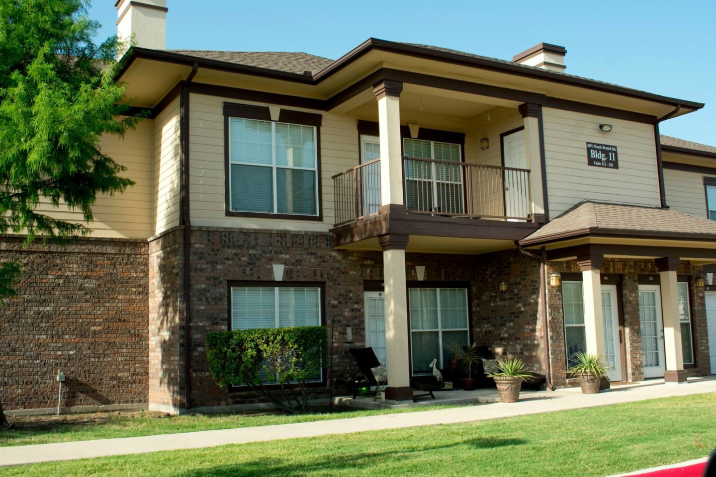 Estate Villas at Krum Image 42