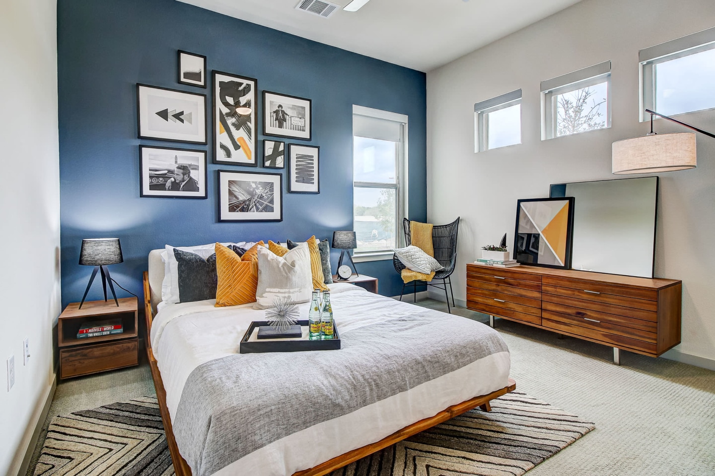 OXLY Apartments Image 6