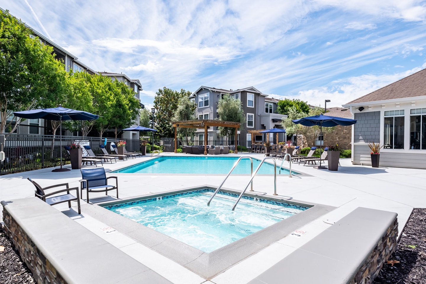 Montrachet Apartment Homes Image 35