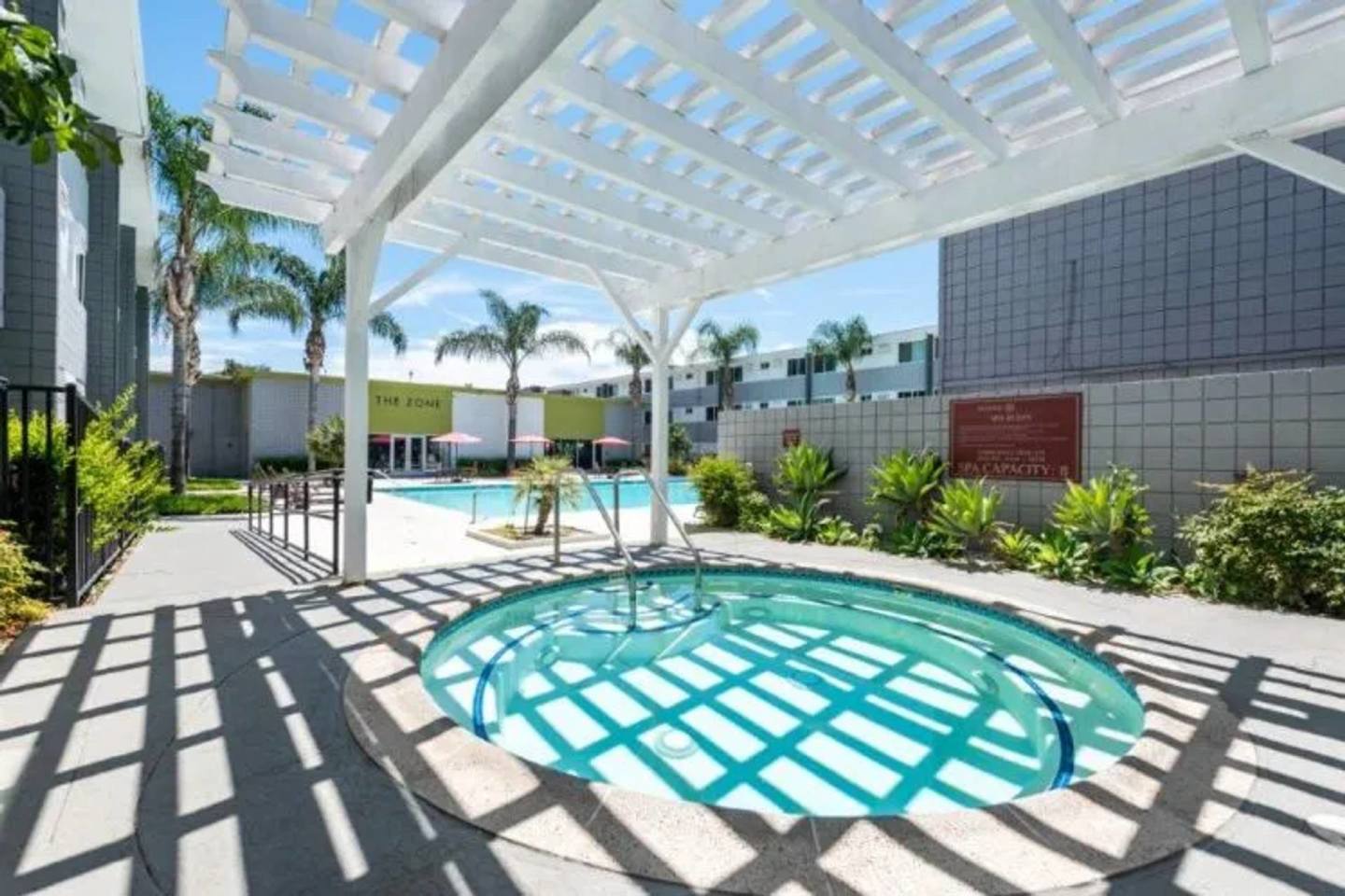 Meridian Pointe Image 8