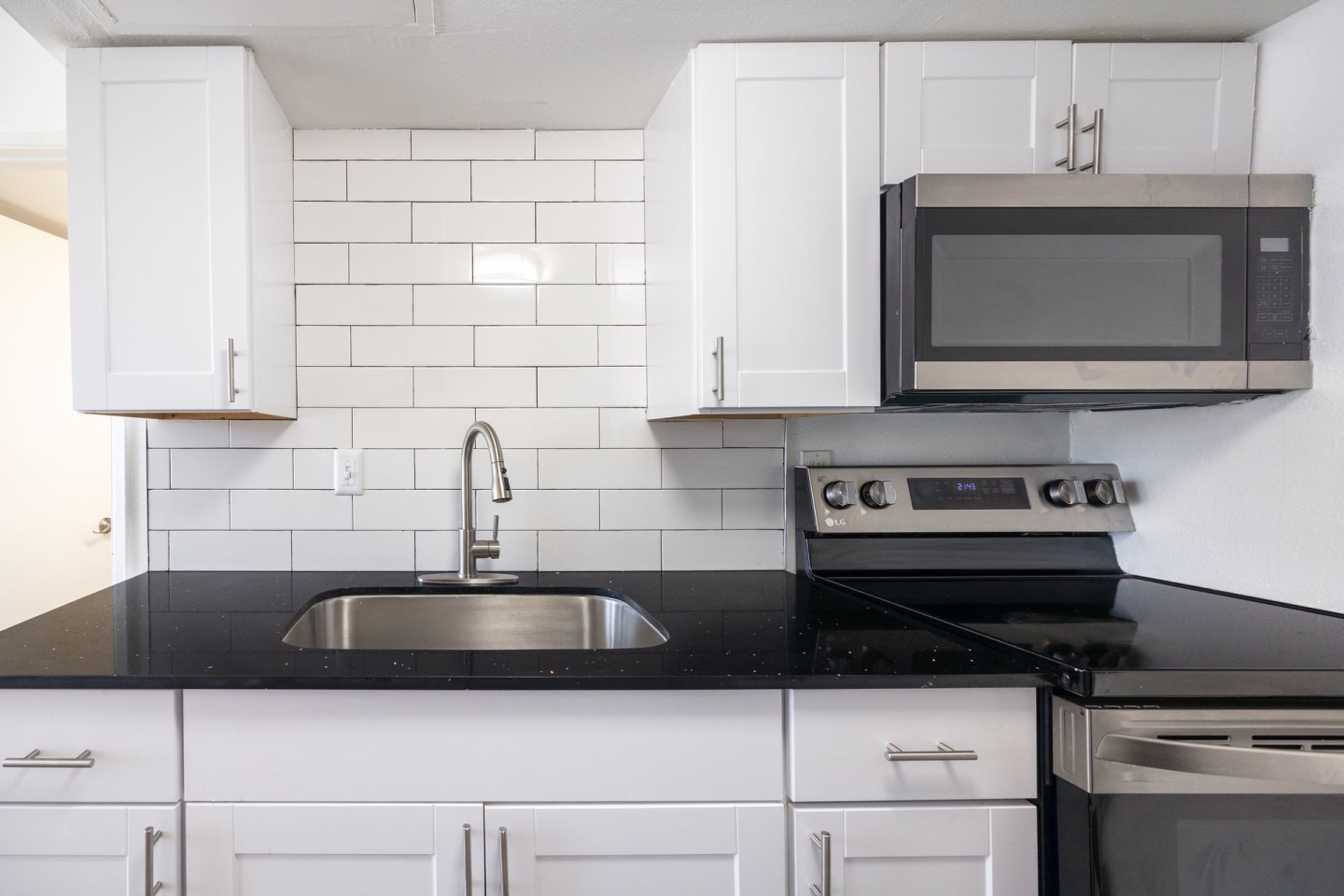 Park West Apartments Image 37