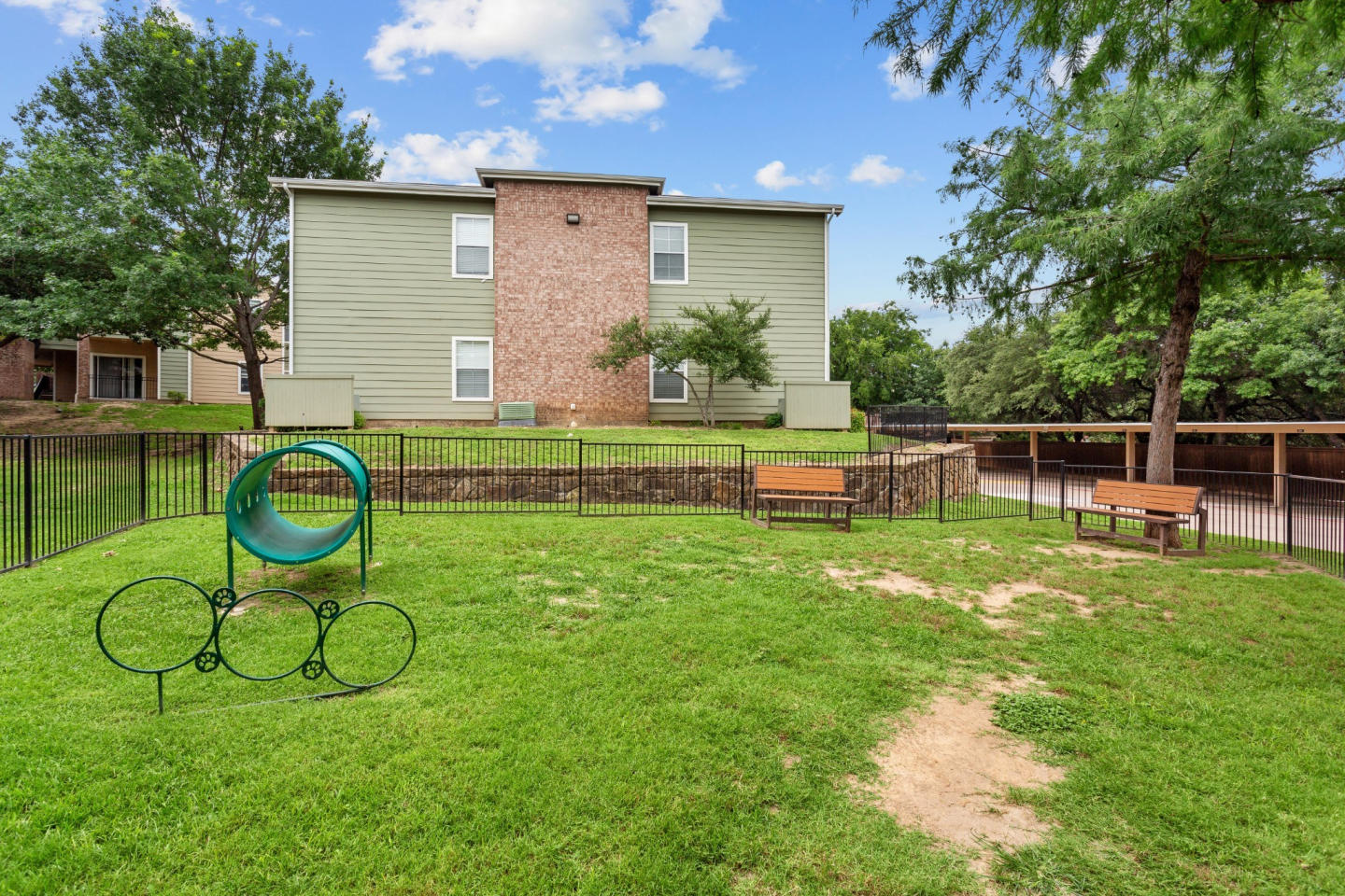 Southgate Glen Image 40