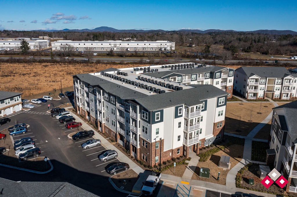 Summit at Hendersonville Image 54