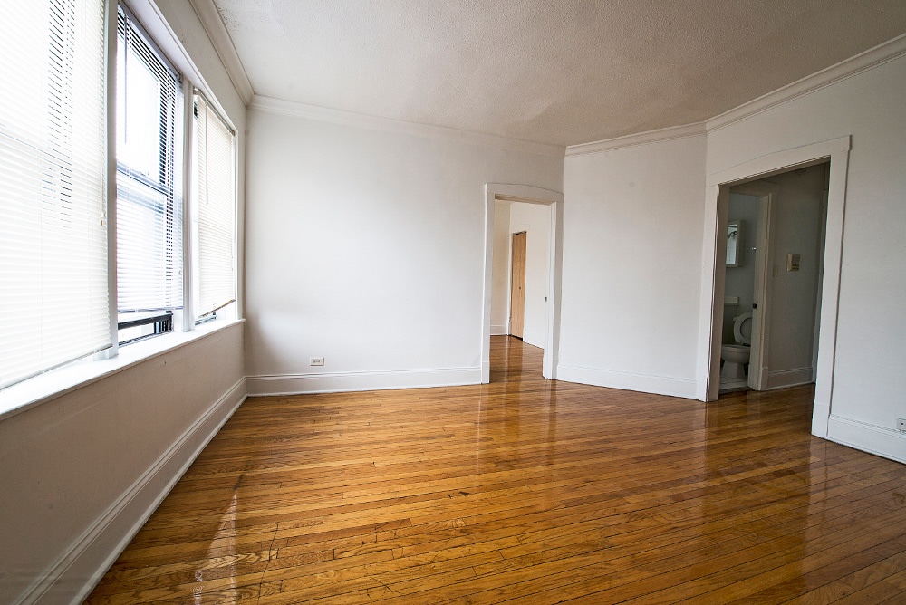 7003 S Harper Image 5