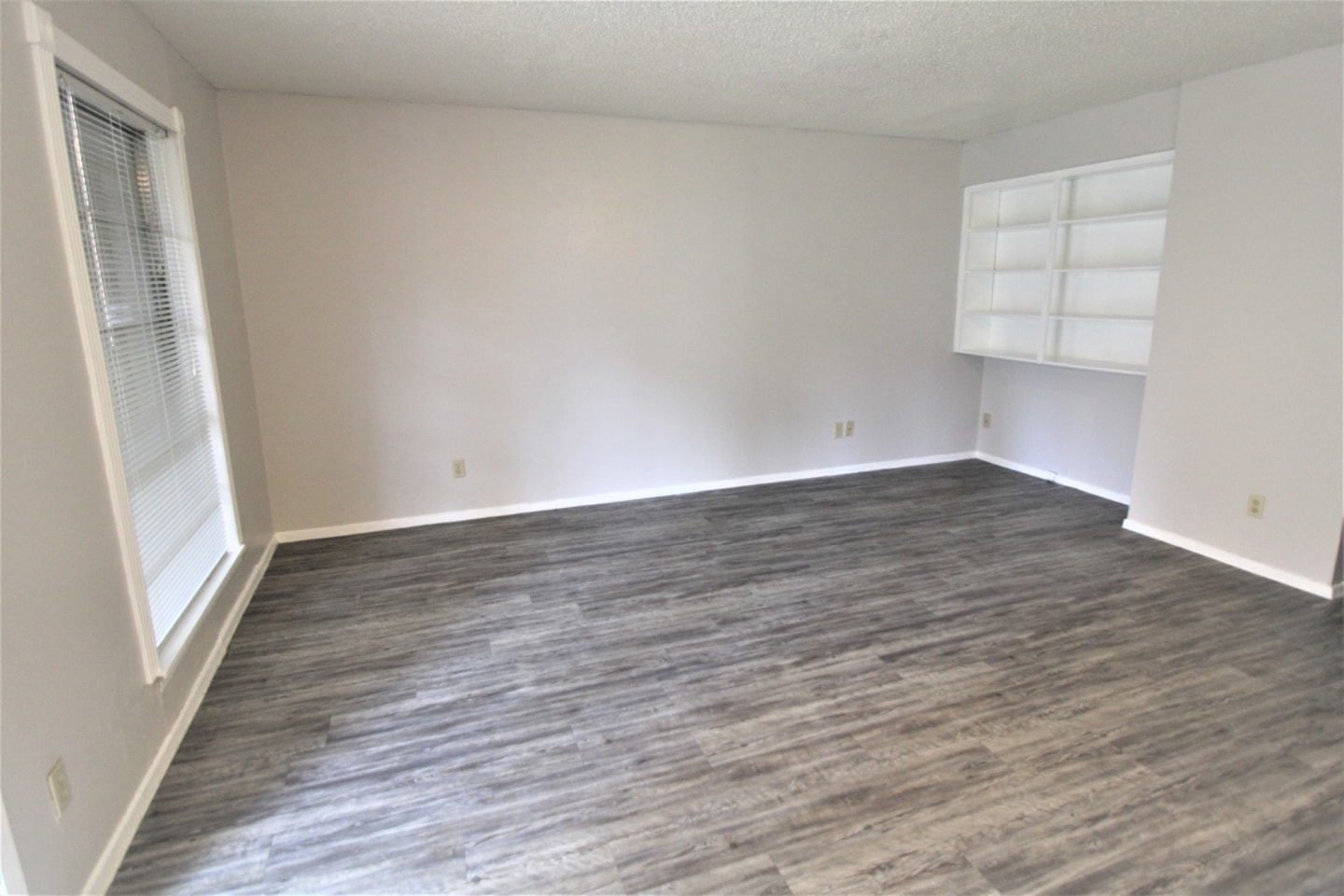 Bonaventure at La Residencia Apartments Homes Image 6