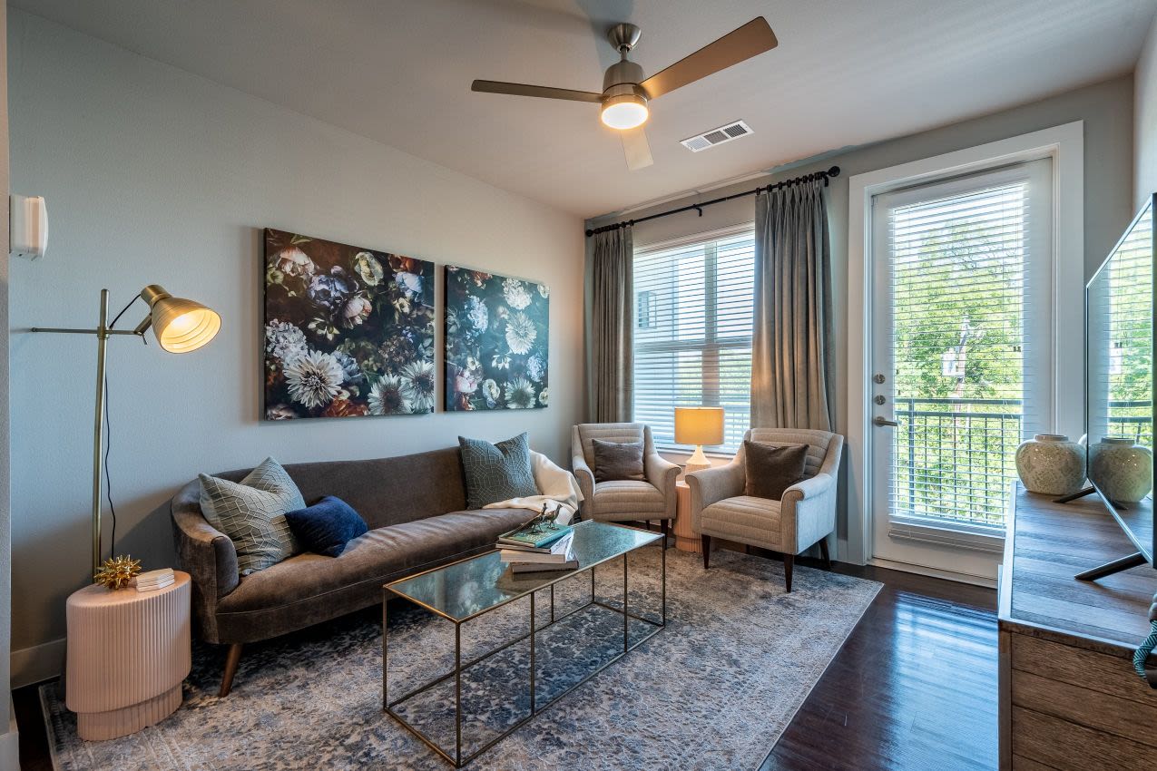 Luxia Swiss Avenue Image 8