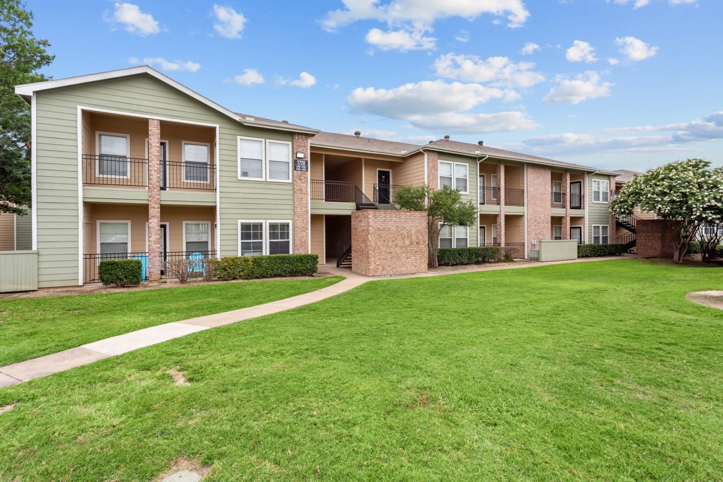 Southgate Glen Image 38