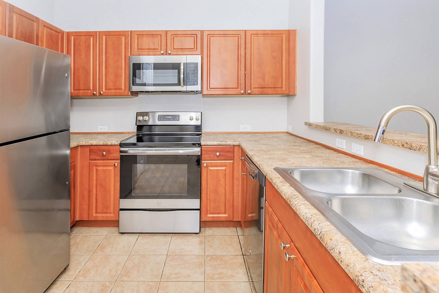 Creekside At Palmer Park Apartments Image 22