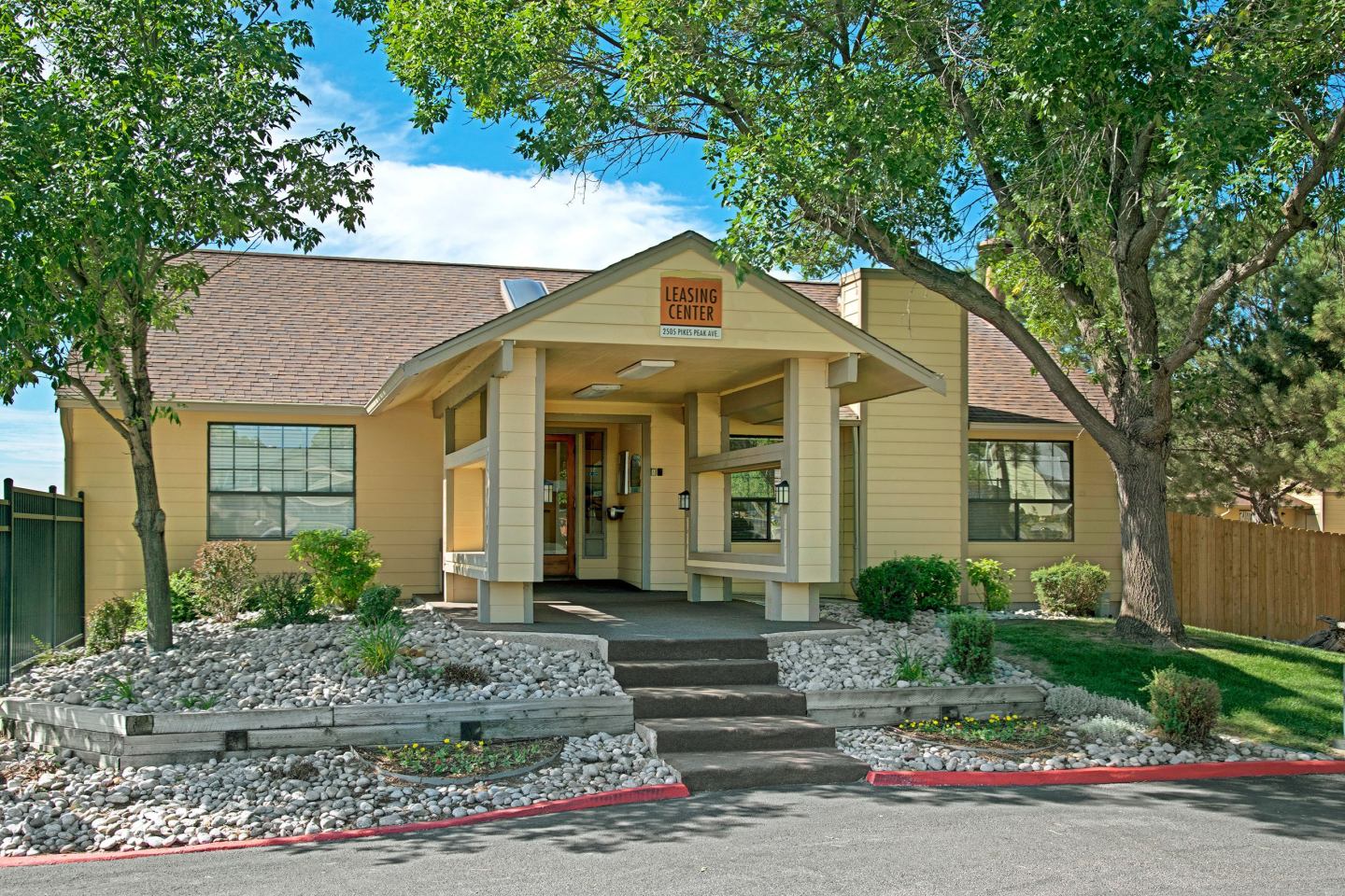 Grand View Apartment Homes Image 14