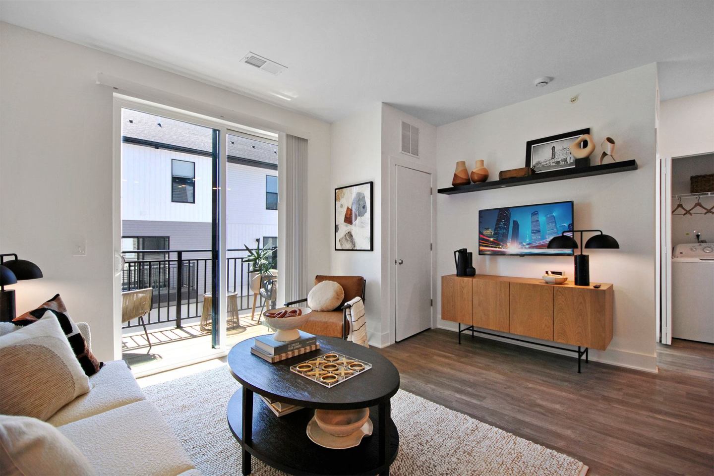 Avant Apartments Image 42