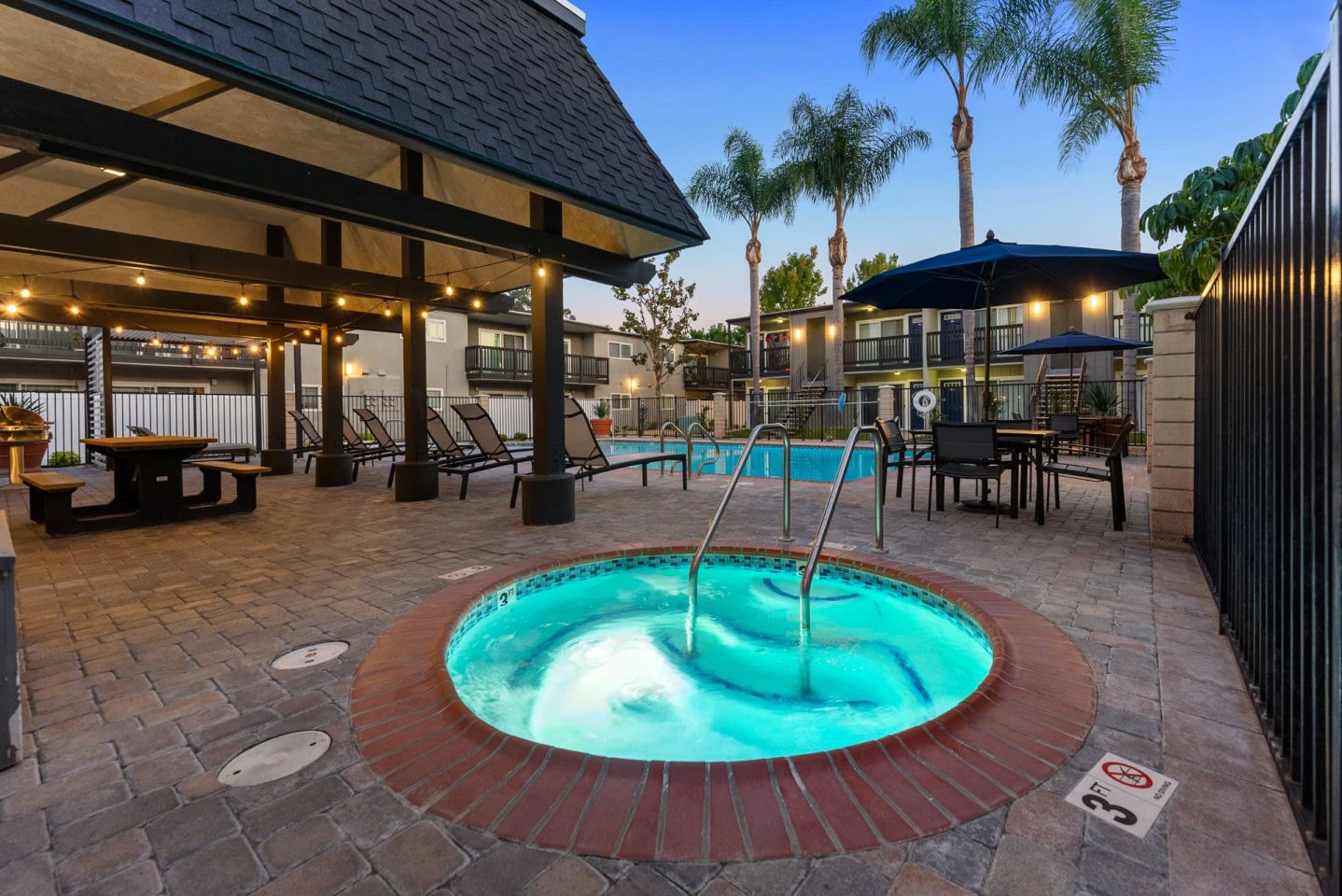 Summer Crest Image 34