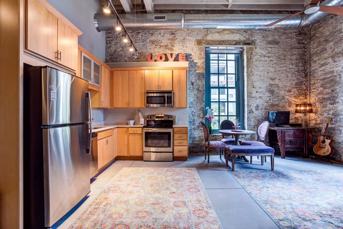 A-Mill Artist Lofts Image 40