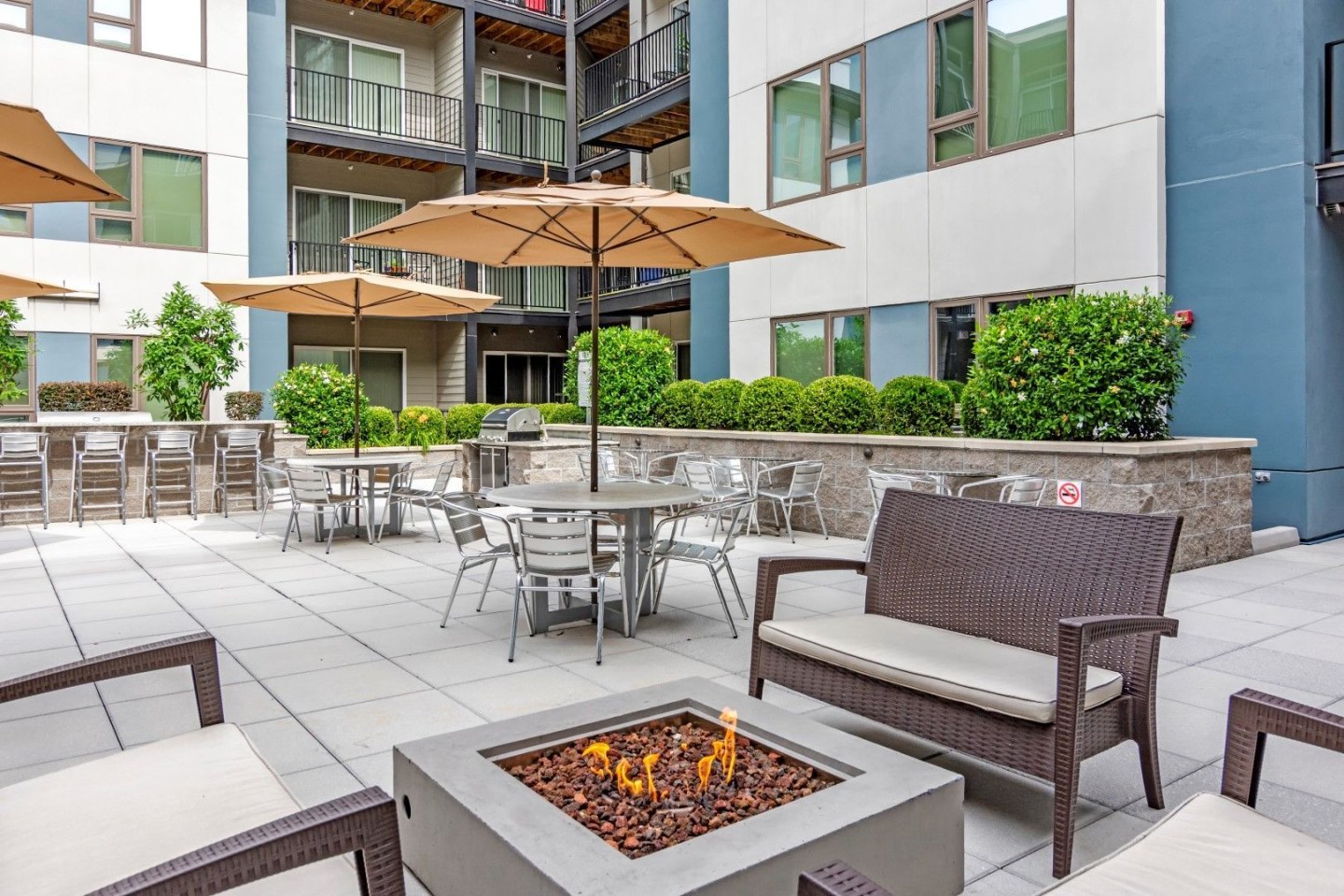 Encore 4505 at Town Center Apartments Image 8