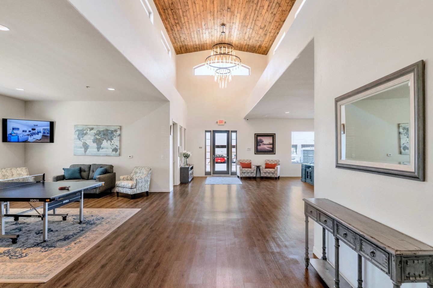 Willow Creek Apartments Image 3