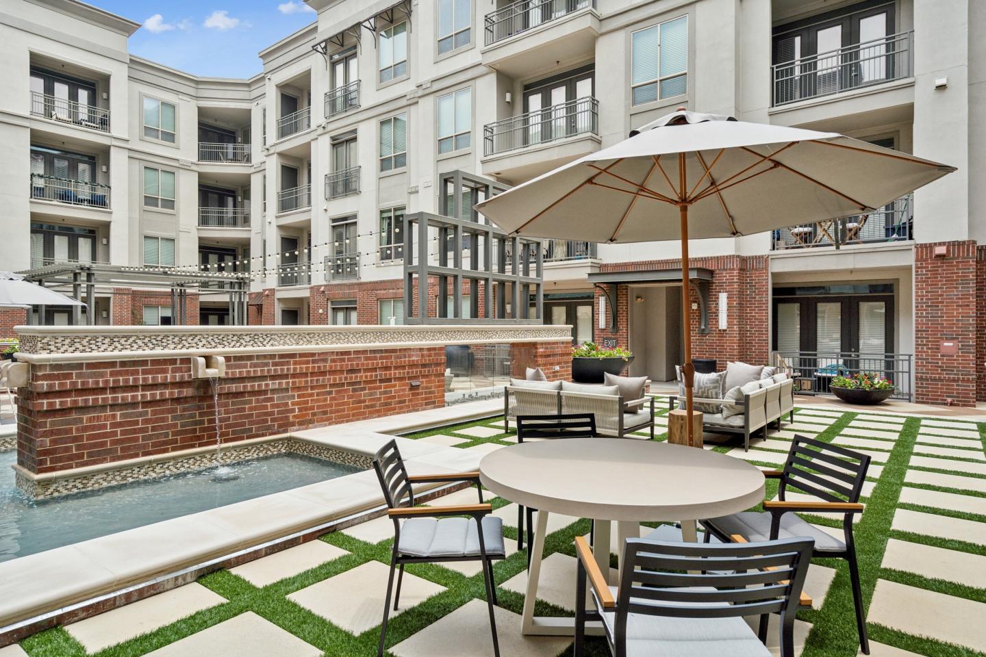 ALARA Uptown Image 11