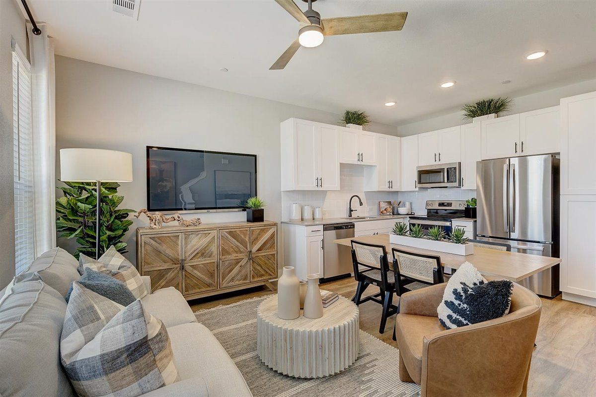 Carmel Villas Image 32