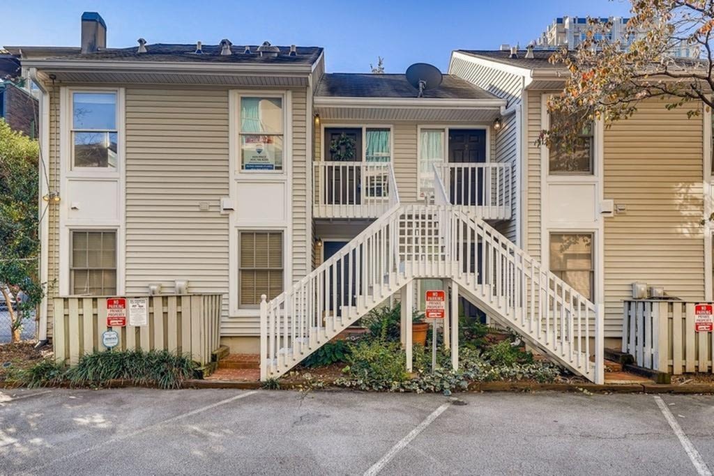 887 Juniper St Image 32