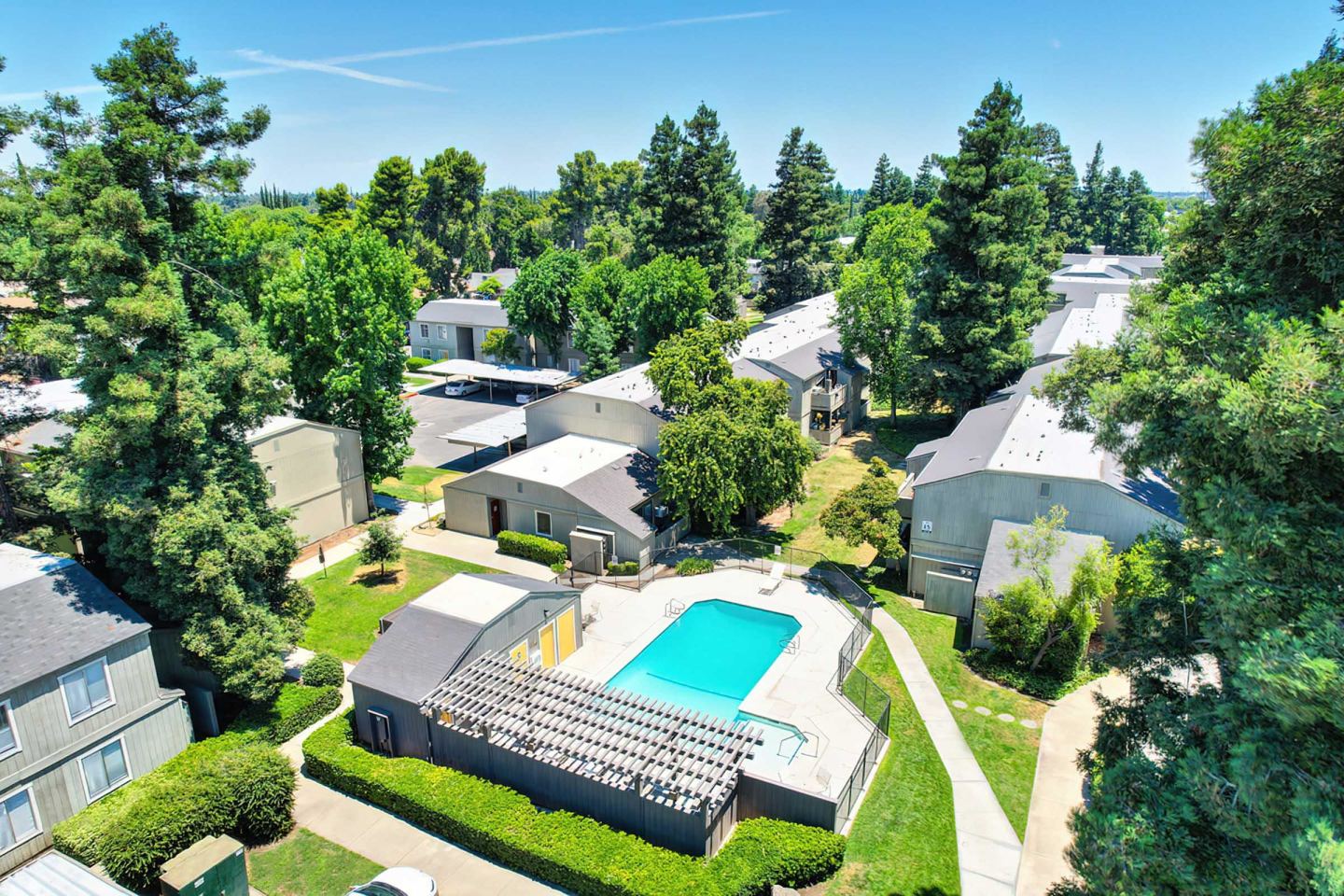 The Redwoods Apartments Image 16
