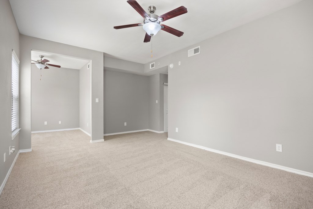 Waters Edge Apartment Homes Image 41