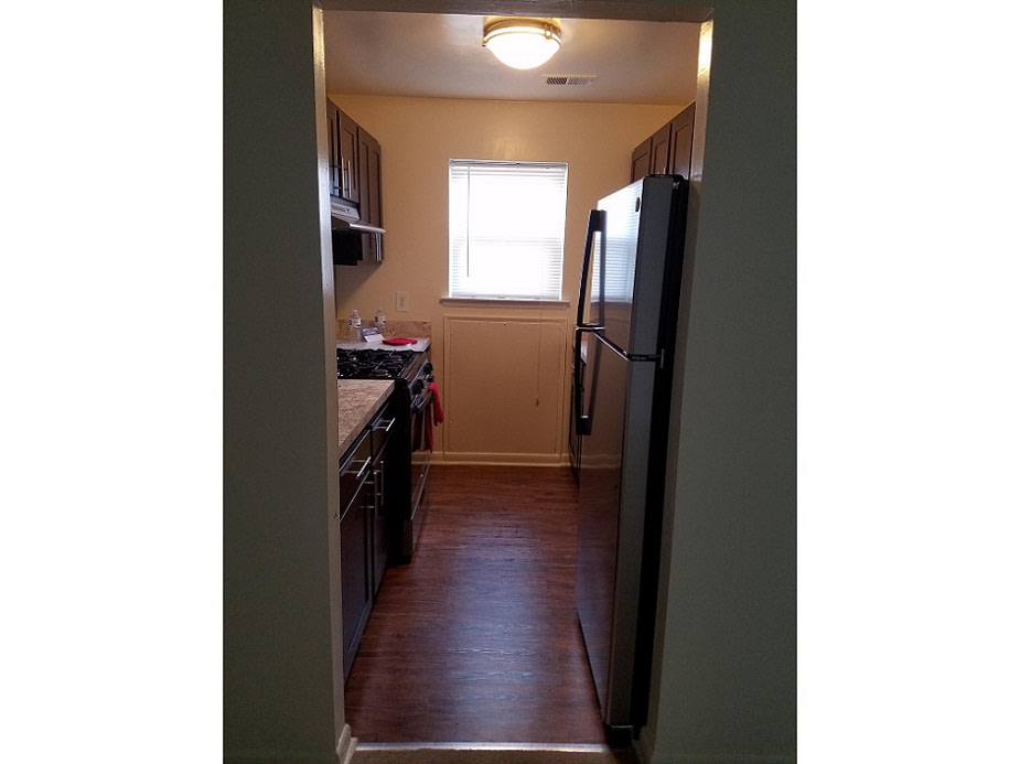 Sequoia Manor Image 4