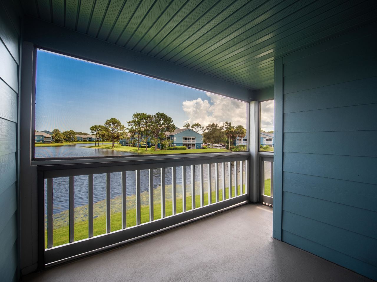 The Savannahs at James Landing Apartments Image 8