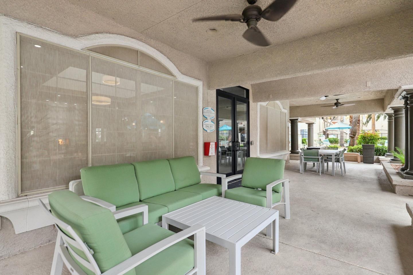 Senior Housing - Valley View by Welltower Living Image 14