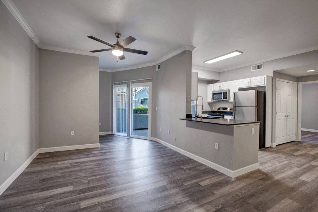 Broadleaf Apartments Image 33