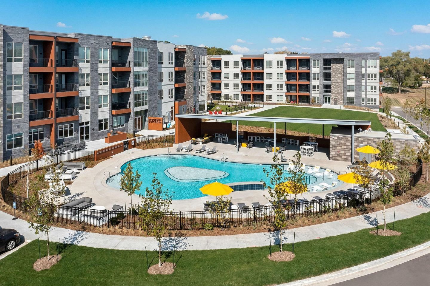 Brookside Commons Image 4