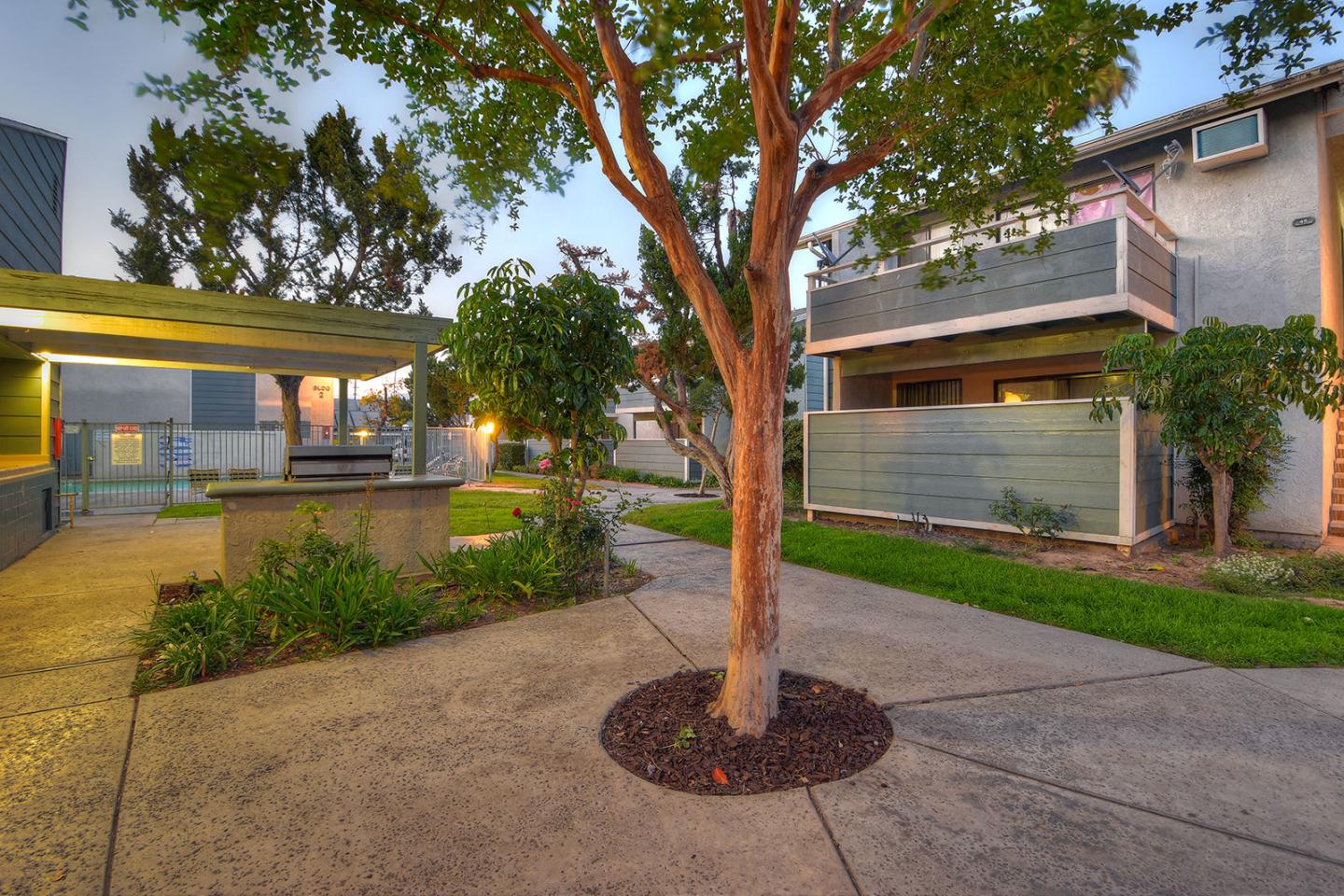 Village Green Apartments Image 4