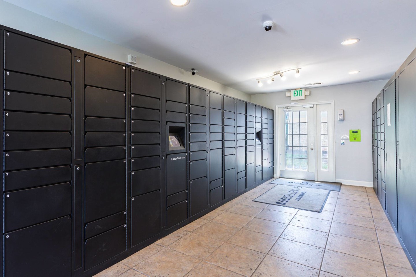 865 Bellevue Image 21