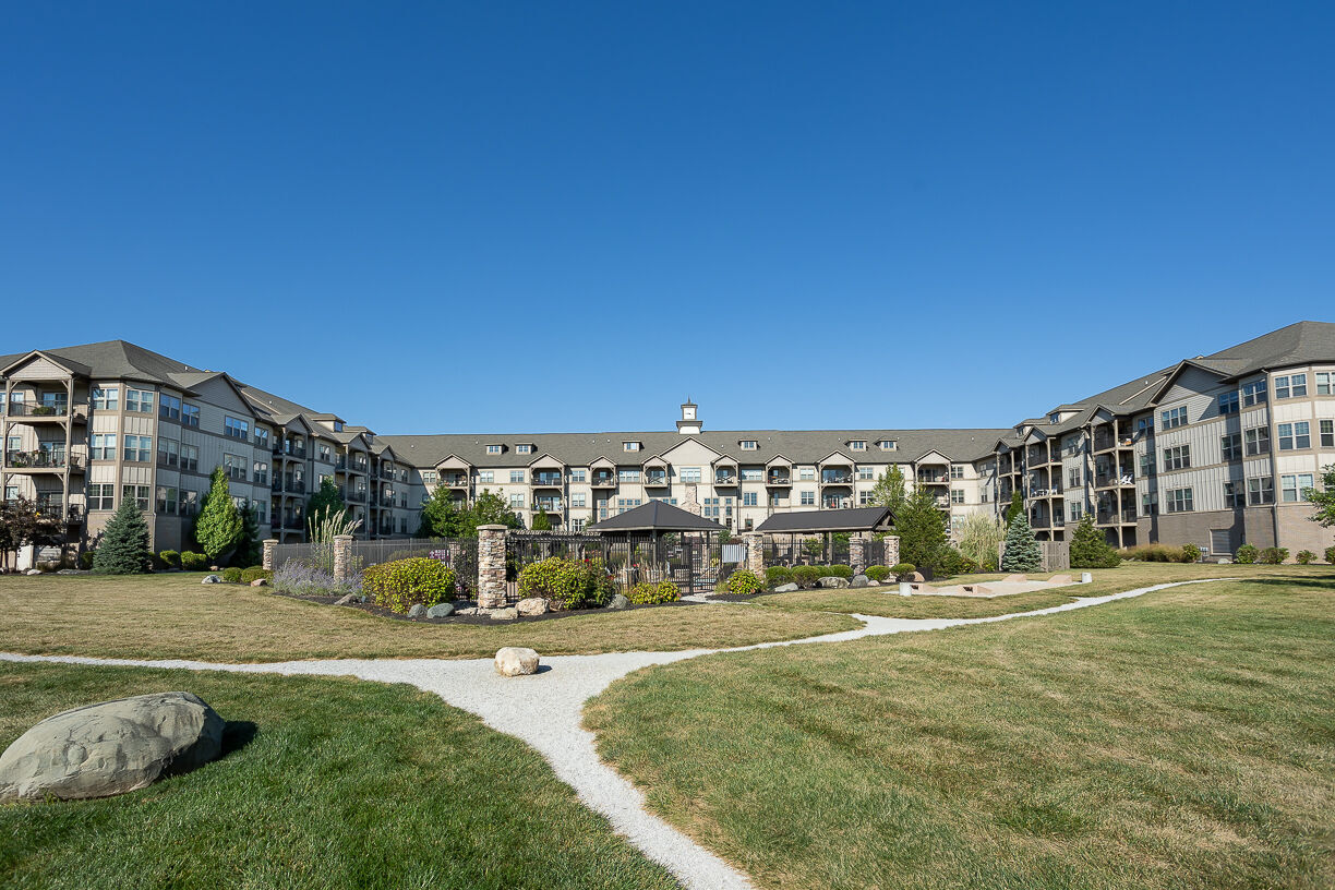 The Seasons of Carmel Image 10