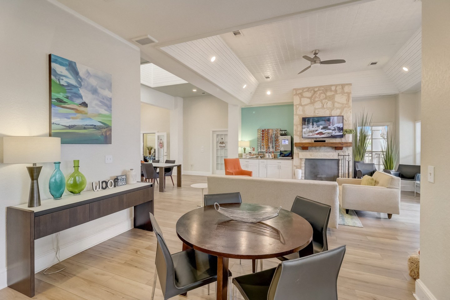 Riverbend Apartments Image 23
