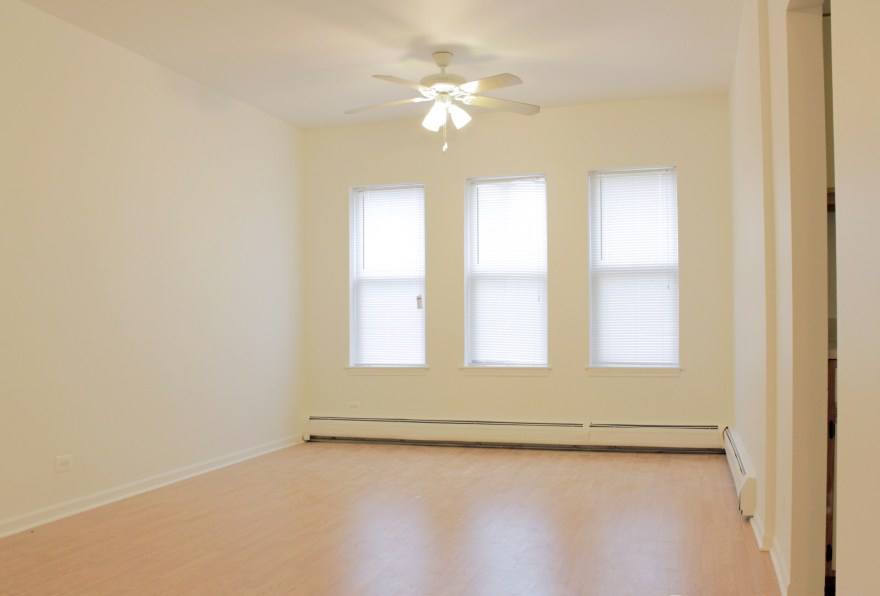 7316 S Jeffery Blvd Image 10