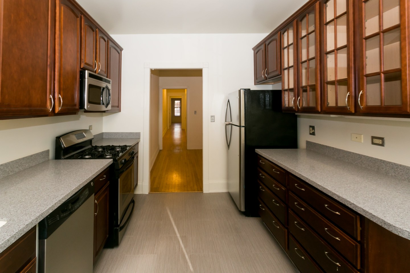 1413-15 E 53rd Image 12