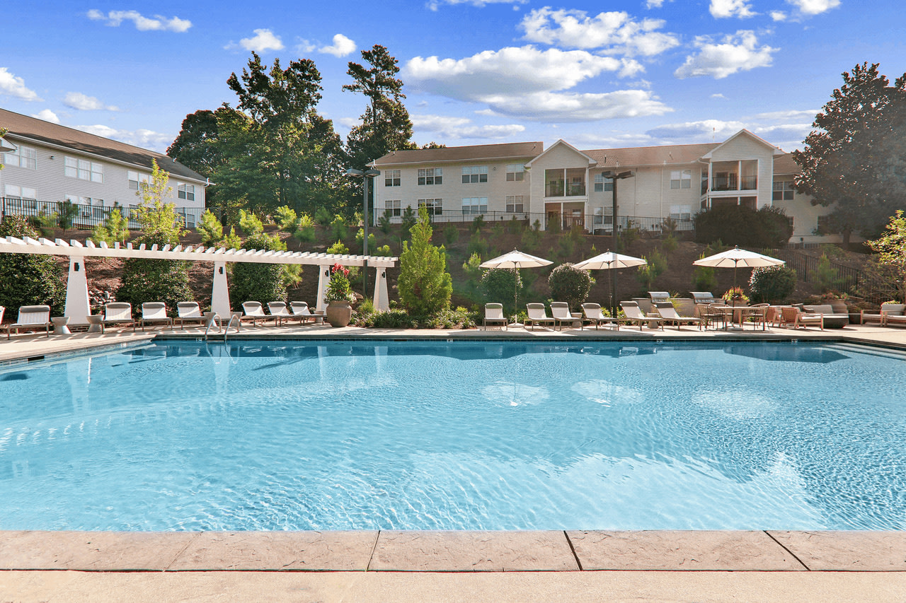 Affordable Housing - Caveness Farms Apartment Homes Image 6