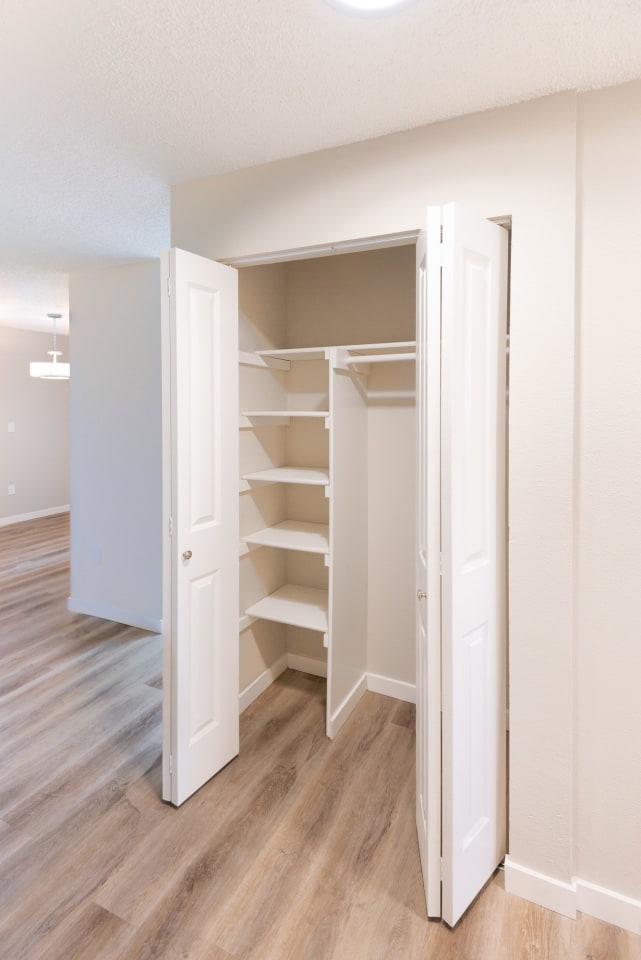Riverside Park Apartments Image 18