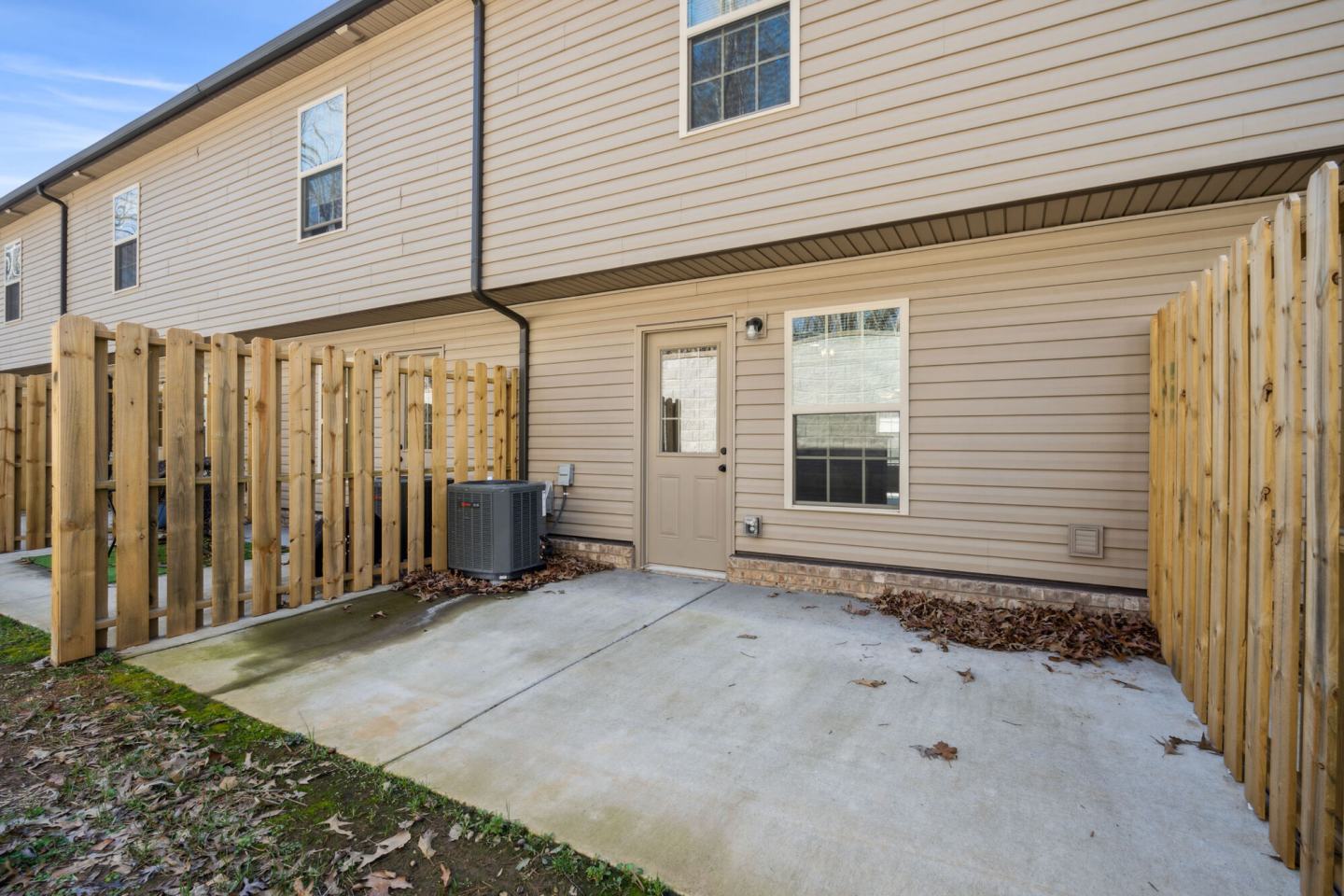 Center Pointe Townhomes Image 3
