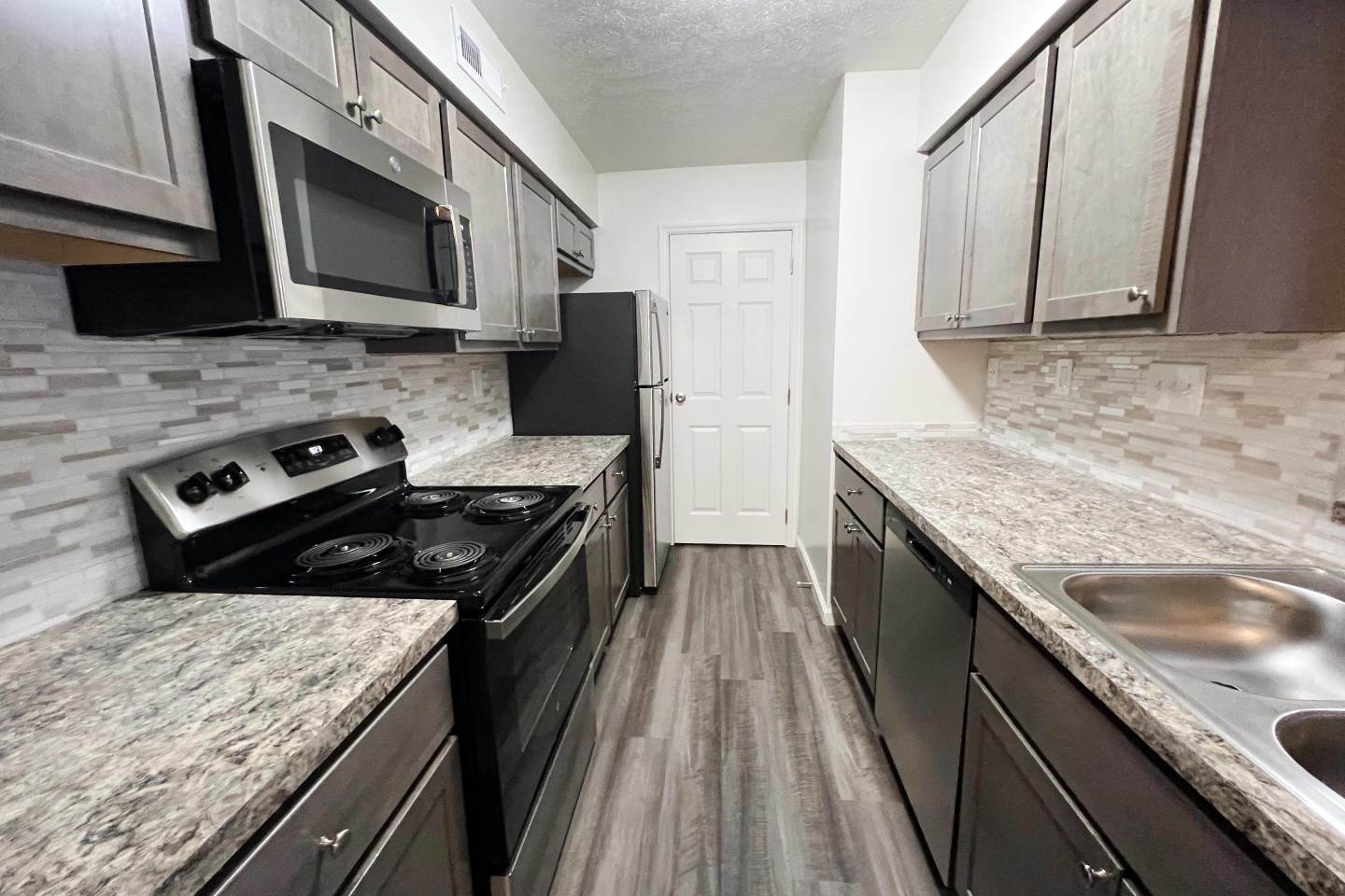 Deercross Apartments Image 68