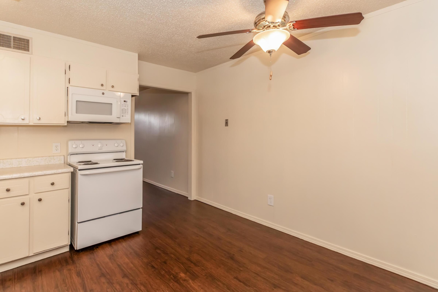 Parkside Apartments Image 47