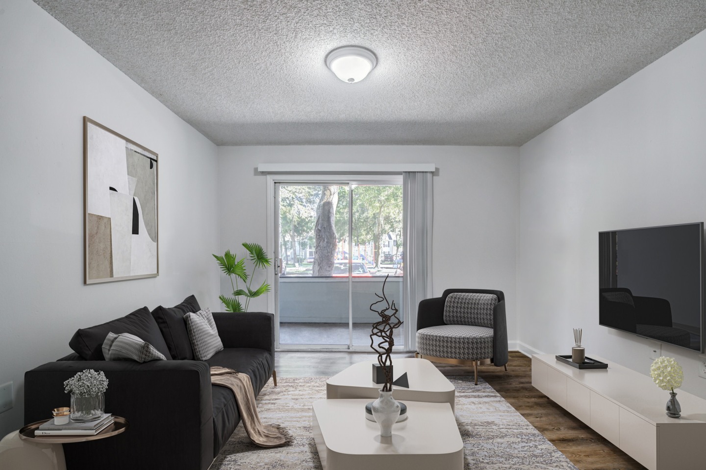 Chelsea Apartments Image 3