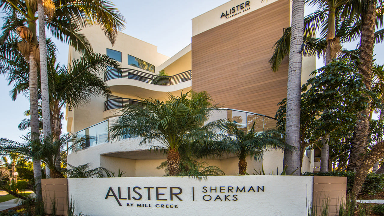 Alister Sherman Oaks Image 9