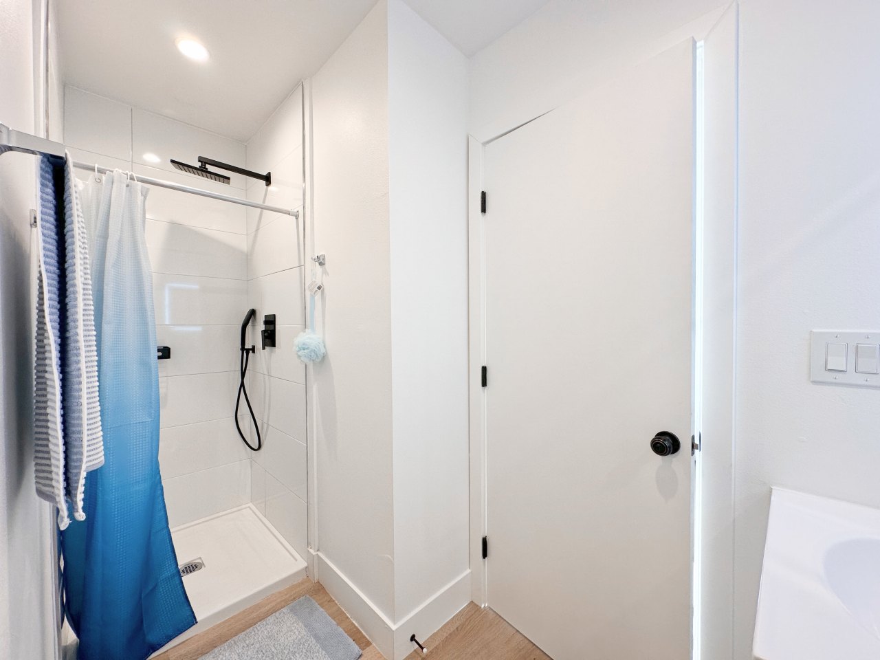 1338 West 35th Place - Co-Living Image 23