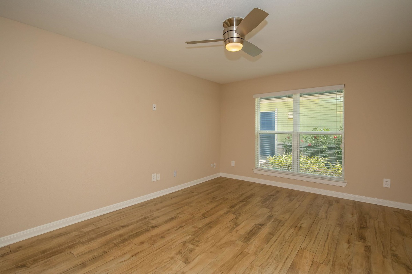 Dominion Square Apartments Image 36