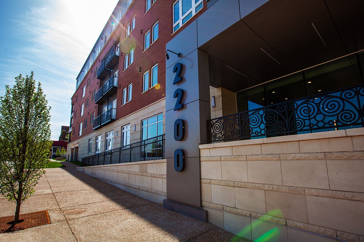 2200 LaSalle Image 23